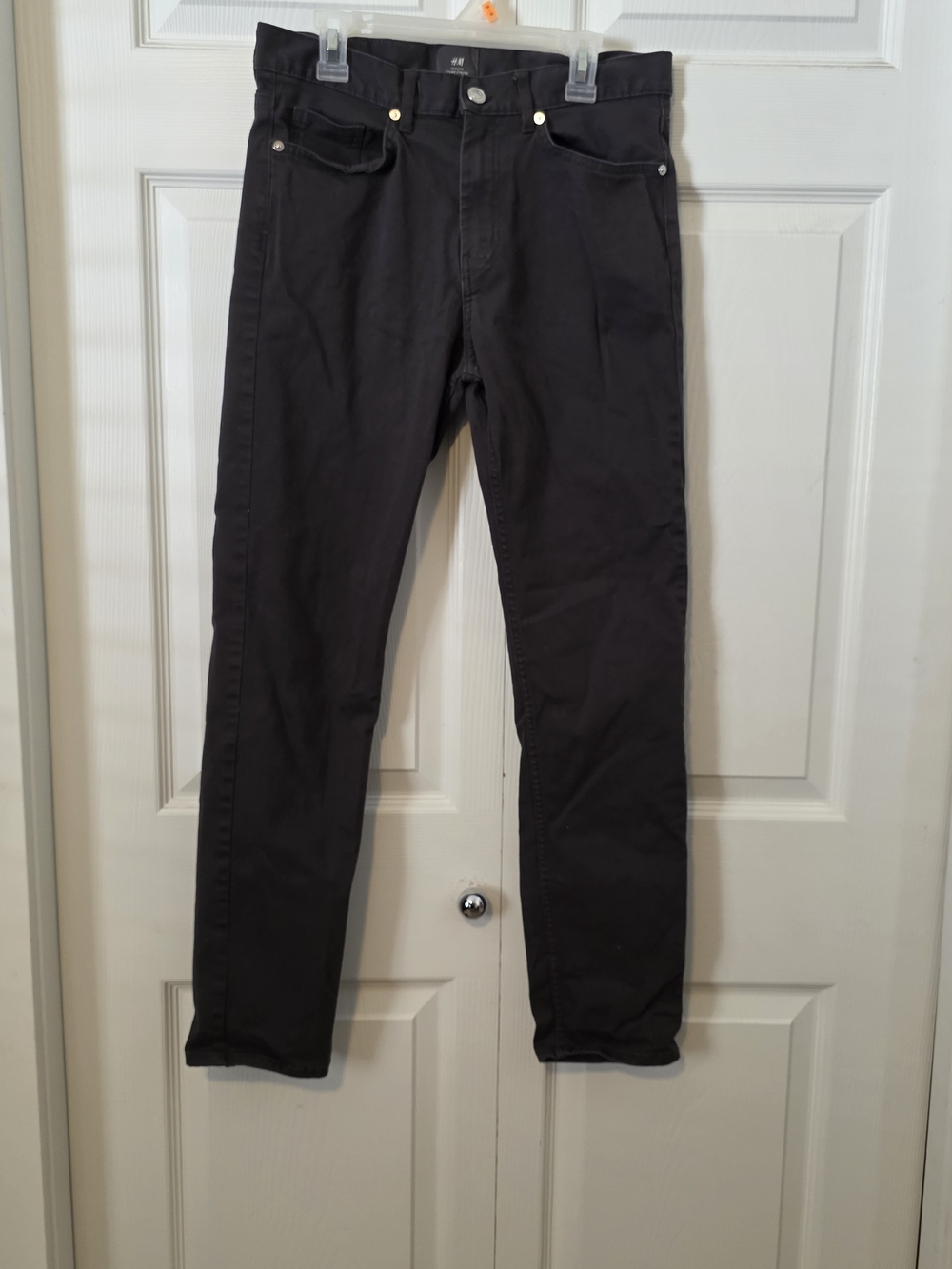 H&M Men's Slim Straight Jeans in Dark Grey